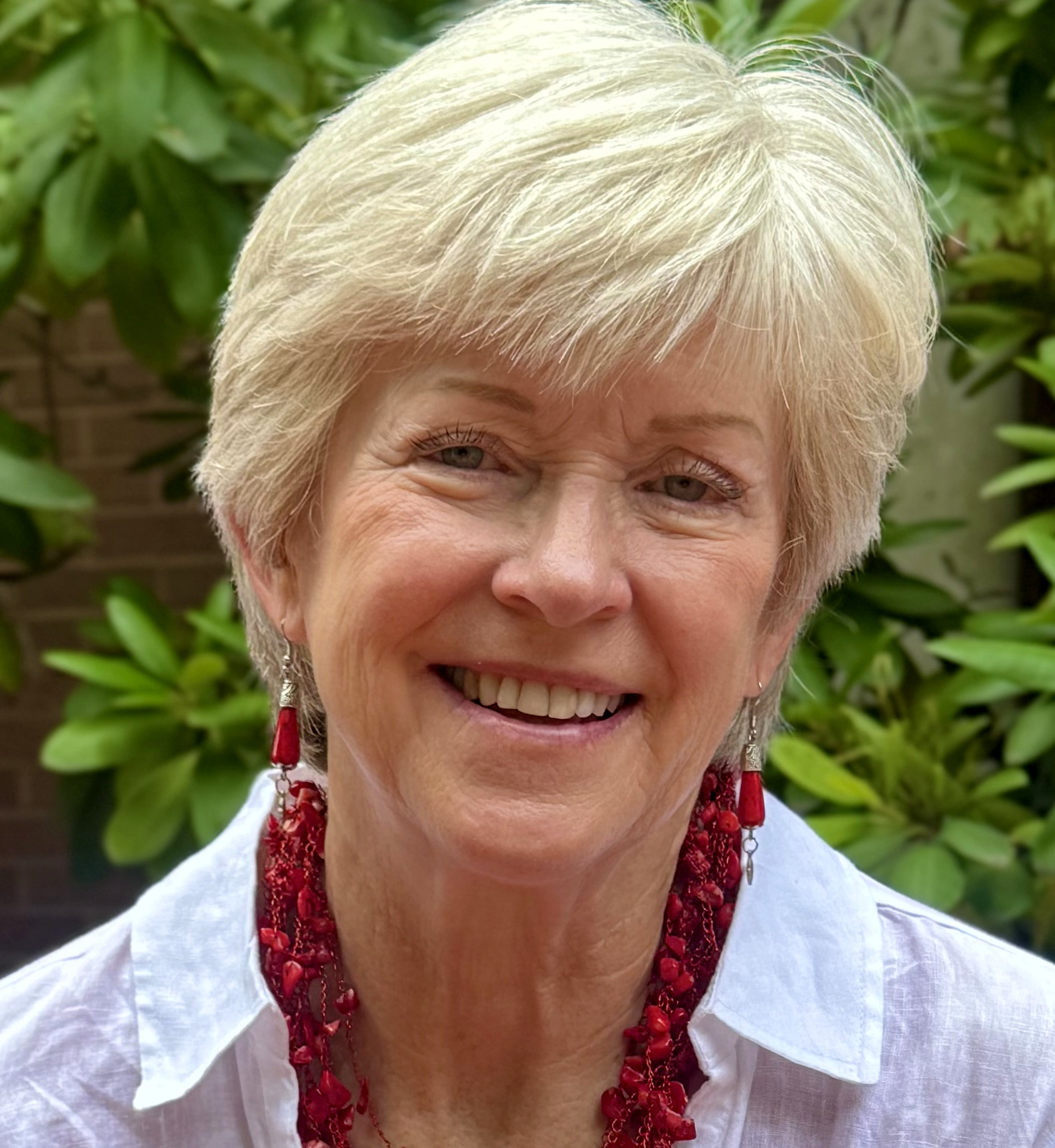 Ellen D Walsh